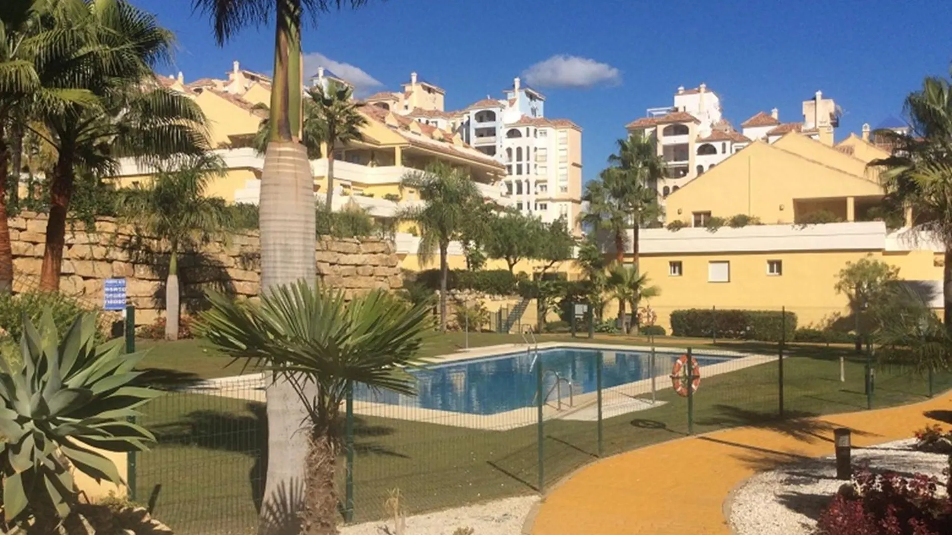 Intermobiliaria Rentals - Puerto Alto B3 11 Estepona Apartment